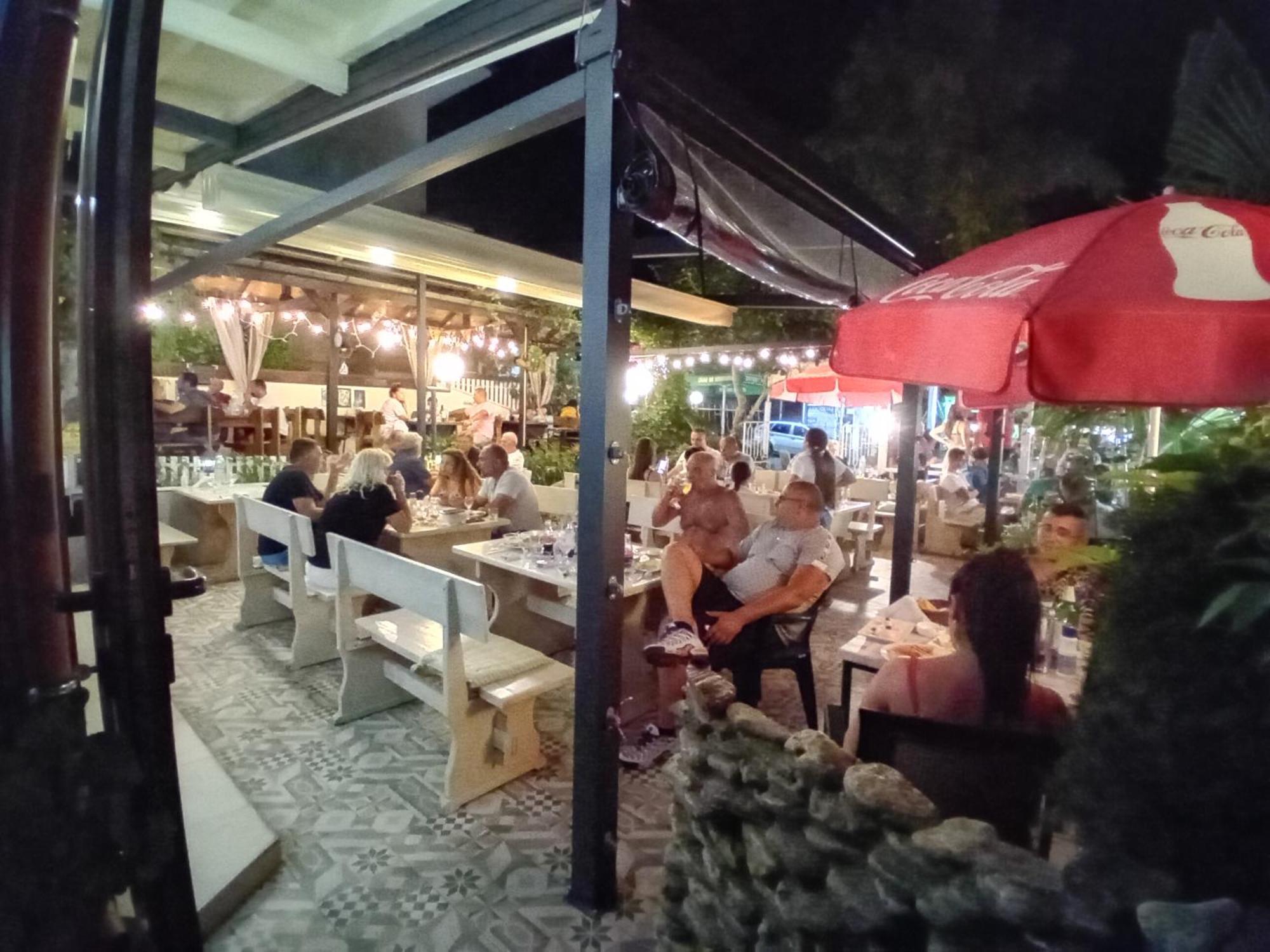 Guesthouse Oasis Kiten  Ngoại thất bức ảnh