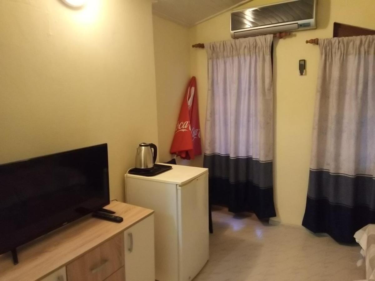 Guesthouse Oasis Kiten  Ngoại thất bức ảnh